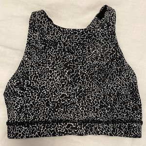 Lulu lemon Black High Neck Sports Bra Size S